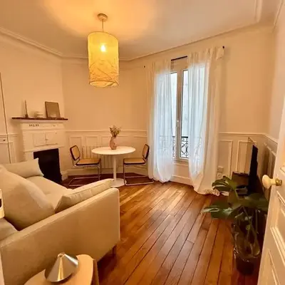 Parisian nest