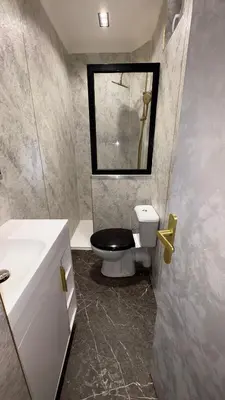 Salle de bains dans l'établissement Hotel de Touraine Belleville