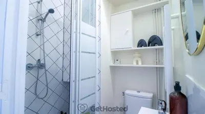 Salle de bains dans l'établissement Paris Expo - Charming Apartment - GetHosted