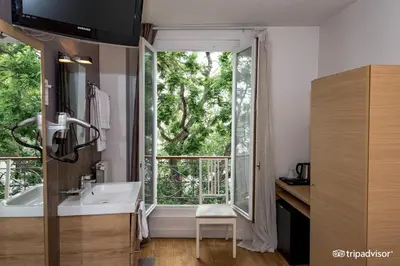 Cuisine ou kitchenette dans l'établissement Hotel de L'Union