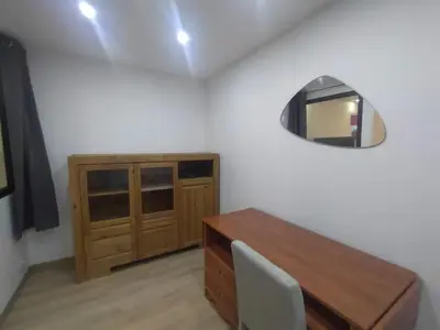 Plan de l'établissement 4 min walk to metro, 3 bedrooms &Salon, La Défense