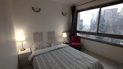 Un ou plusieurs lits dans un hébergement de l'établissement 3 bedrooms and salon, La Défense, 5 min walk Metro