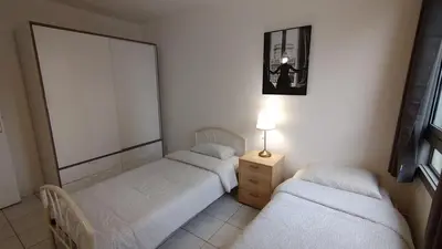 Un ou plusieurs lits dans un hébergement de l'établissement 3 bedrooms and salon, La Défense, 5 min walk Metro