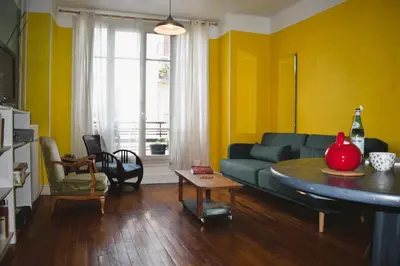 Coin salon dans l'établissement Votre pied-à-terre parisien bien connecté