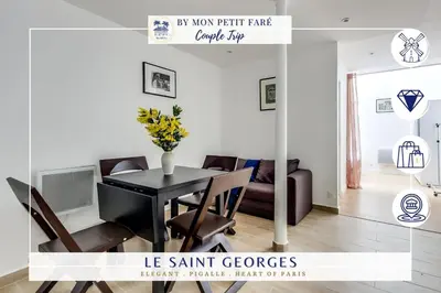 Coin salon dans l'établissement Le Saint George - Proche Pigalle - by Mon Petit Faré