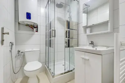 Salle de bains dans l'établissement Le Saint George - Proche Pigalle - by Mon Petit Faré