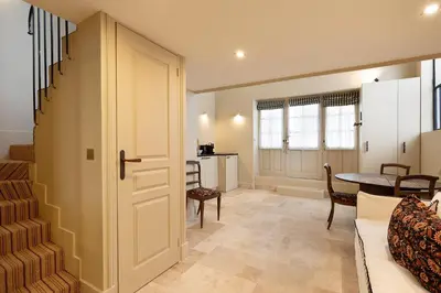 Coin salon dans l'établissement Pick A Flat's House in Saint-Germain des Près - Impasse Paul Louis Courier