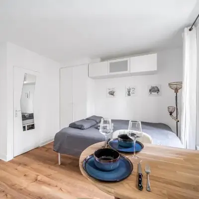 Paris studio Rue Daguerre - Quiet & welcoming & well connected