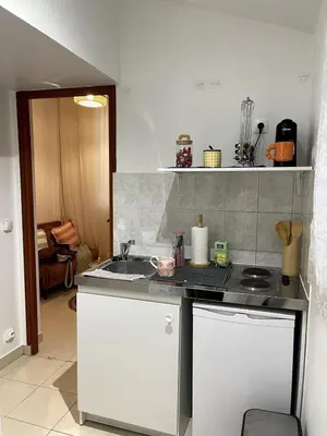 Cuisine ou kitchenette dans l'établissement Chez Zaynou