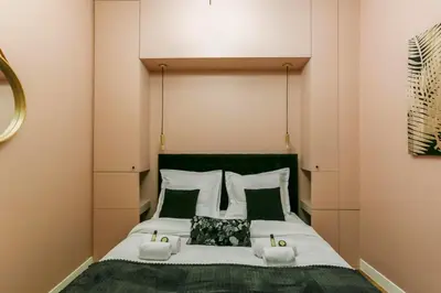 Un ou plusieurs lits dans un hébergement de l'établissement Marvelous 2 bedrooms - Saint Honore - Palais Royal