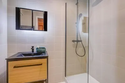 Salle de bains dans l'établissement Industrial loft - Le Marais - Bastille