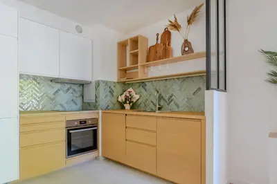 Cuisine ou kitchenette dans l'établissement Paris West Elegant residence