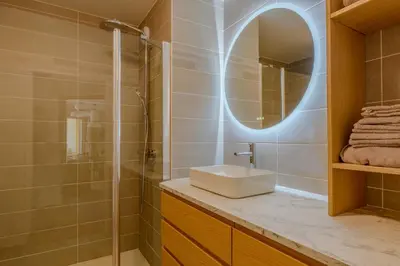 Salle de bains dans l'établissement Paris West Elegant residence