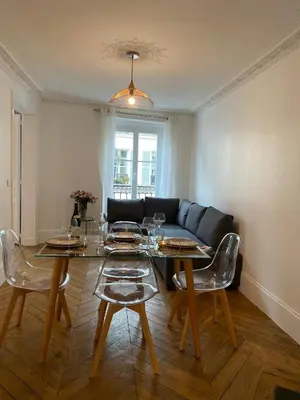 Plan de l'établissement Charming and luminous Opera -Montmartre Apartment - Rue des martyrs