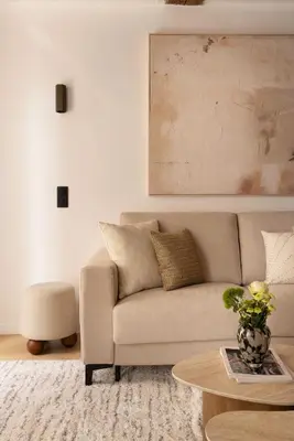 Coin salon dans l'établissement chic A C central apt - 2bdr 6p - faubourg s denis