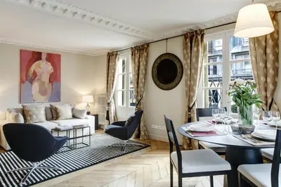 Coin salon dans l'établissement Paris Louvre Elegant residence