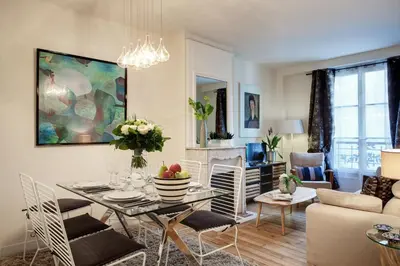 Coin salon dans l'établissement Paris Sevigne Elegant residence