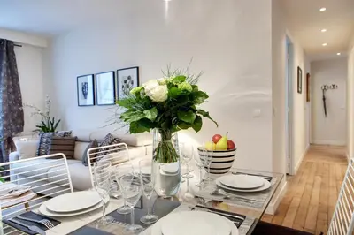 Coin salon dans l'établissement Paris Sevigne Elegant residence