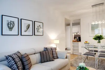 Cuisine ou kitchenette dans l'établissement Paris Sevigne Elegant residence