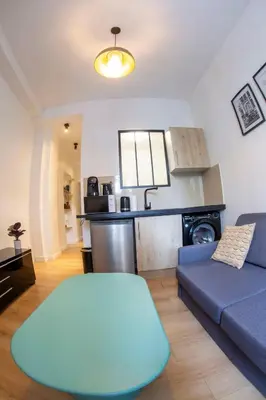 Cuisine ou kitchenette dans l'établissement Agréable appartement dans le 13ème arrondissement