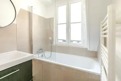Salle de bains dans l'établissement Appartement Gare de Lyon - Bastille lumineux