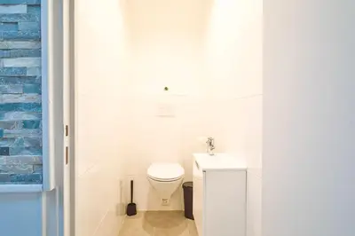 Salle de bains dans l'établissement Best 8 Personnes Montrouge