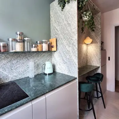 Cuisine ou kitchenette dans l'établissement Spacious apartment with WiFi in the heart of Paris