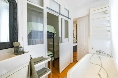 Un ou plusieurs lits dans un hébergement de l'établissement 6 Guests Flat - Jardin des Plantes