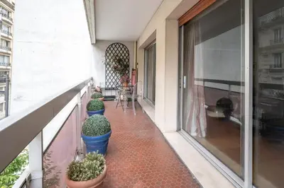 Balcon ou terrasse dans l'établissement Appartement de la Tour - Welkeys