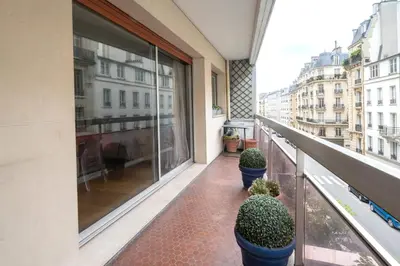 Balcon ou terrasse dans l'établissement Appartement de la Tour - Welkeys