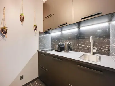 Cuisine ou kitchenette dans l'établissement Charming studio -2P- Auteuil, cleaning included