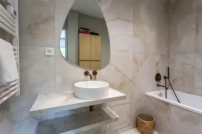 Salle de bains dans l'établissement Très bel Appartement Neuilly