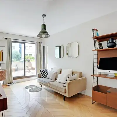 Appartement spacieux avec terrasse proche hôpital américain