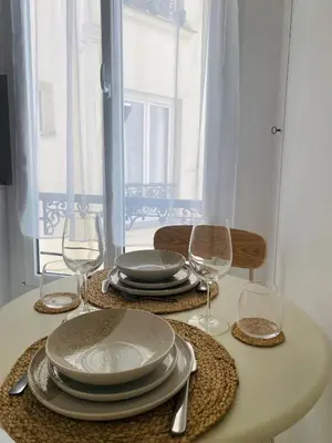 Plan de l'établissement Elegant Montmartre Apartment Overlooking Paris Rooftops