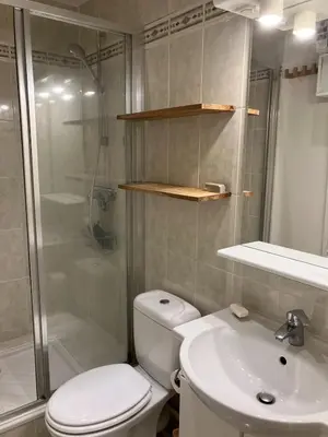 Salle de bains dans l'établissement Joli appartement dans le centre de Paris