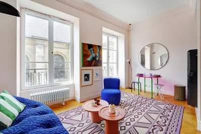 Coin salon dans l'établissement Spacious Studio - 2P 43m² - Montorgueil Louvre