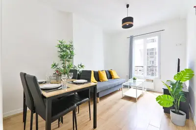 Plan de l'établissement Heart of Paris 1BR-6P Tour Eiffel Free Netflix