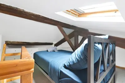 Plan de l'établissement Heart of Paris 1BR-6P Tour Eiffel Free Netflix