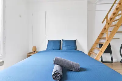 Plan de l'établissement Heart of Paris 1BR-6P Tour Eiffel Free Netflix
