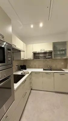 Cuisine ou kitchenette dans l'établissement Central Champs Élysée - High Luxury 2 Bedroom Apartment