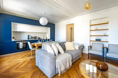Cuisine ou kitchenette dans l'établissement 6 Guest Flat - Martyrs