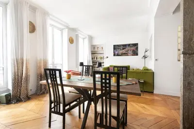 Plan de l'établissement Bertin Poirée 2 - CI - Apt charmant à 2 pas de la Seine
