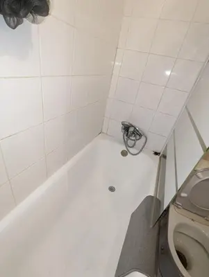 Salle de bains dans l'établissement Charmant studio calme et lumineux à Notre-Dame