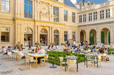Clients de l'établissement Luxury apartment in prestigious Le Marais - Top Location