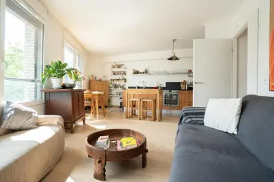 Cuisine ou kitchenette dans l'établissement Thionville 2 - KP - Bright apartment for 4 people Paris 19