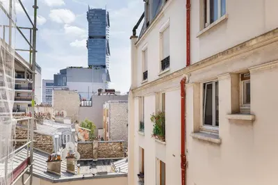 Vue générale sur Clichy ou vue de la ville depuis l'appartement