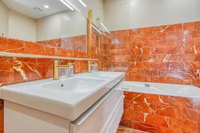 Salle de bains dans l'établissement Charme et standing - 2 chambres proches Trocadéro
