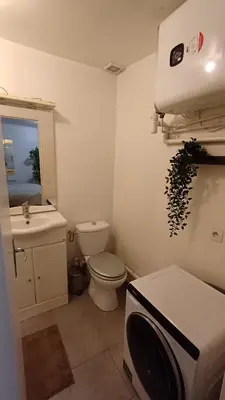 Salle de bains dans l'établissement Studio dans le 17eme