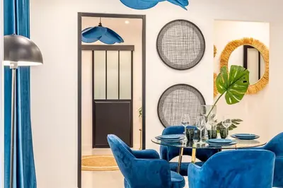 Coin salon dans l'établissement Keyz - Central 2 Bedrooms near the Picasso Museum