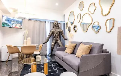 Coin salon dans l'établissement Keyz - Central 1 Bedroom near the Picasso Museum